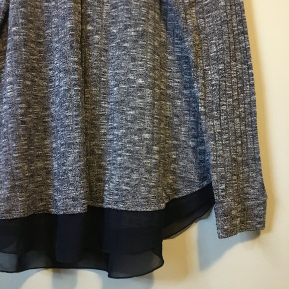 Canadian Made Navy and White Heathered Ribbed Bilayer Box Pleat Shirt - Picture 8 of 16